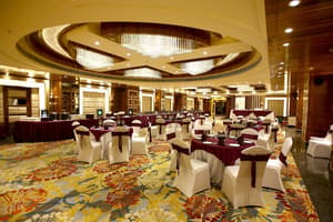 thumbnail: Banquet hall