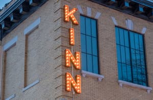 Kinn Guesthouse Bay View