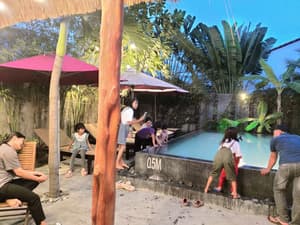 thumbnail: Infinity pool
