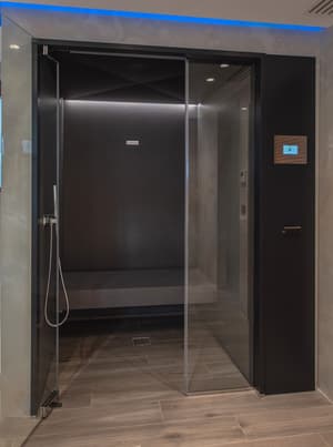 thumbnail: Bathroom amenities