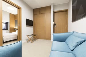 thumbnail: Room