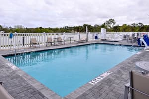 thumbnail: Pool