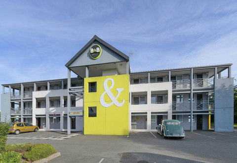 Hotel Alencon Nord Exterior