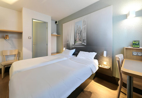Hotel Alencon Nord Twin Room