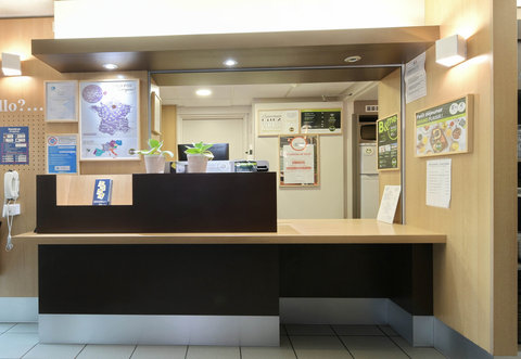 Hotel Alencon Nord Reception