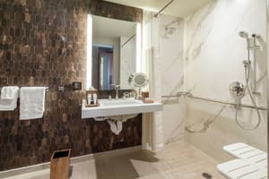 thumbnail: Bathroom shower