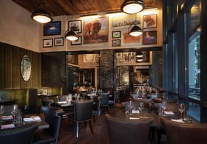 thumbnail: Bar (on property)