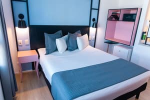thumbnail: Room