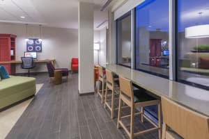 thumbnail: Lobby sitting area
