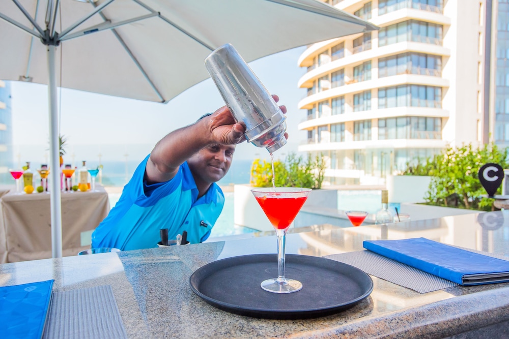 Poolside bar