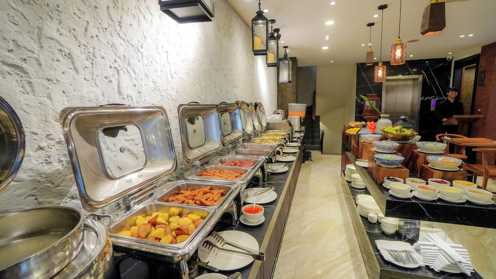 Breakfast buffet