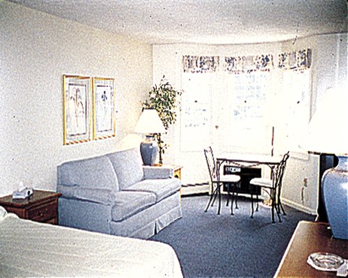 1574I01L.jpg