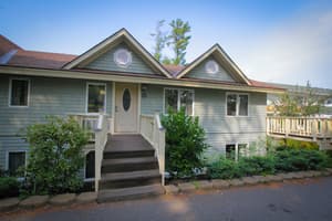 thumbnail: Exterior