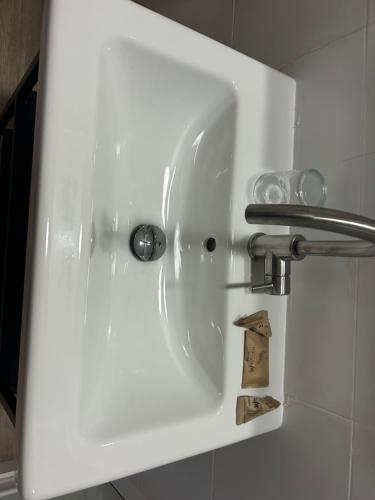 842009469.jpg