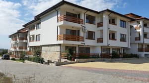 thumbnail: Exterior