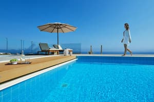 thumbnail: Infinity pool