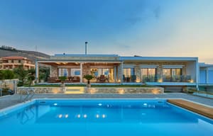 thumbnail: Outdoor pool