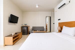 thumbnail: Room