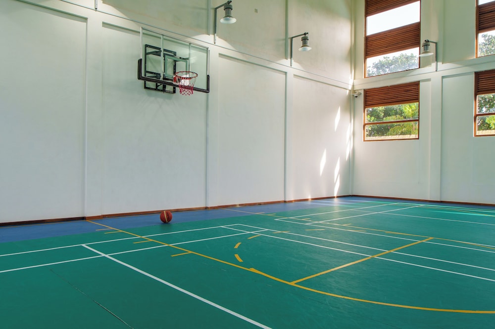 Sport court