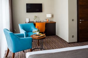 thumbnail: In-room dining