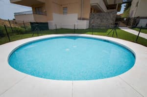thumbnail: Pool