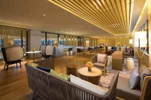 thumbnail: Bar (on property)