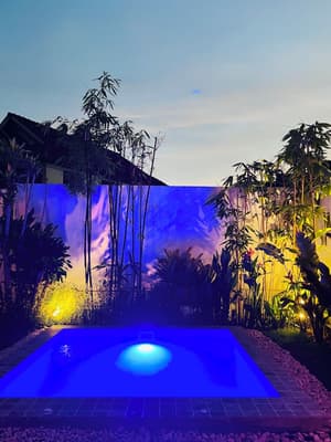thumbnail: Pool
