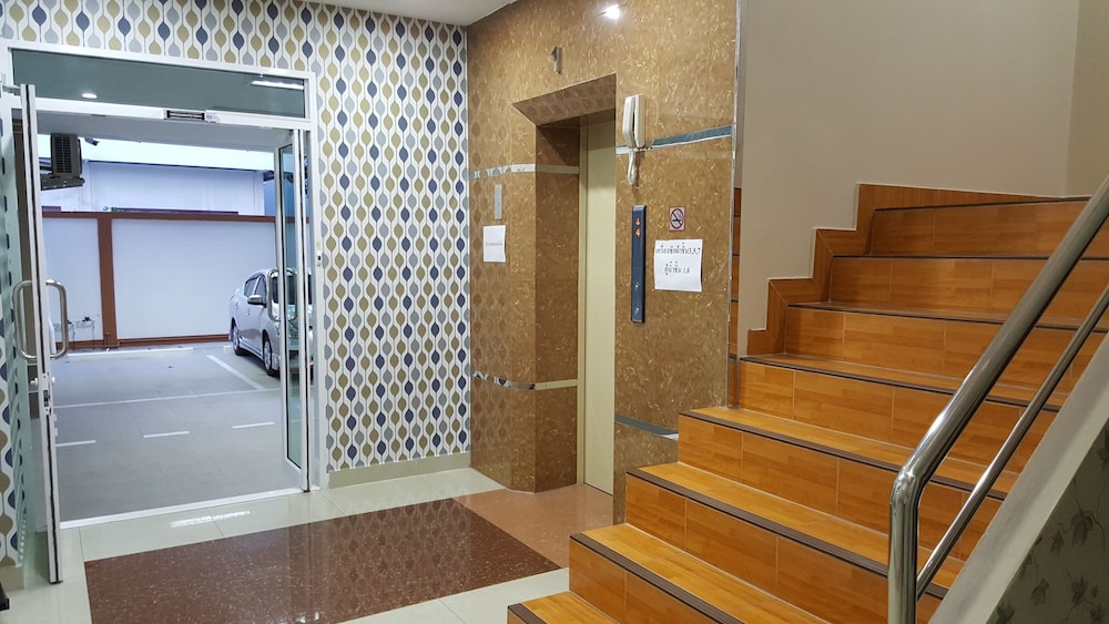 Elevator
