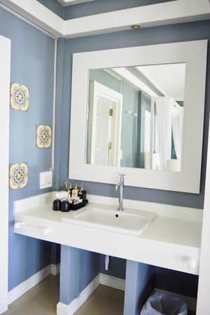 thumbnail: Bathroom sink