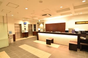 thumbnail: Interior entrance
