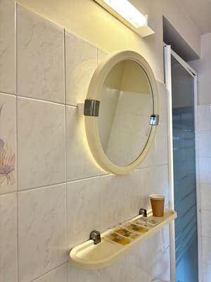 thumbnail: Bathroom