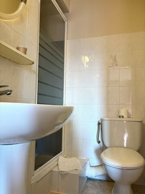 thumbnail: Bathroom