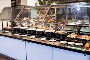 thumbnail: Restaurant