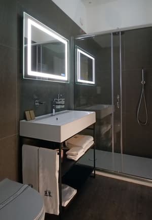 thumbnail: Bathroom