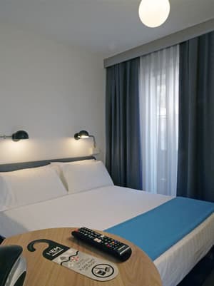 thumbnail: Room