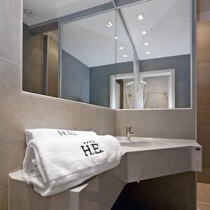 thumbnail: Bathroom