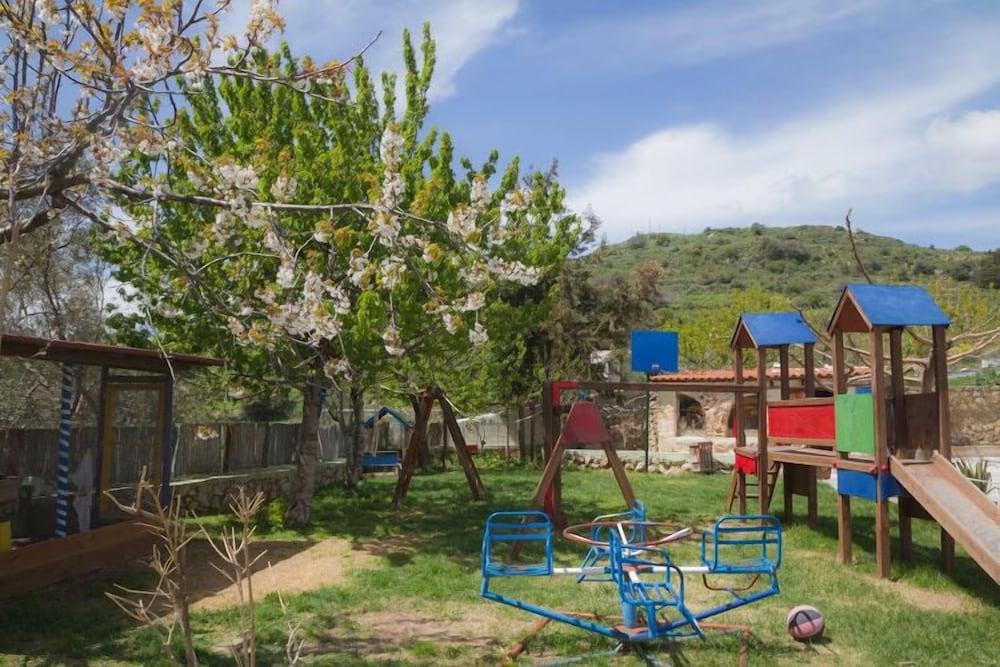 Children's play area - outdoor