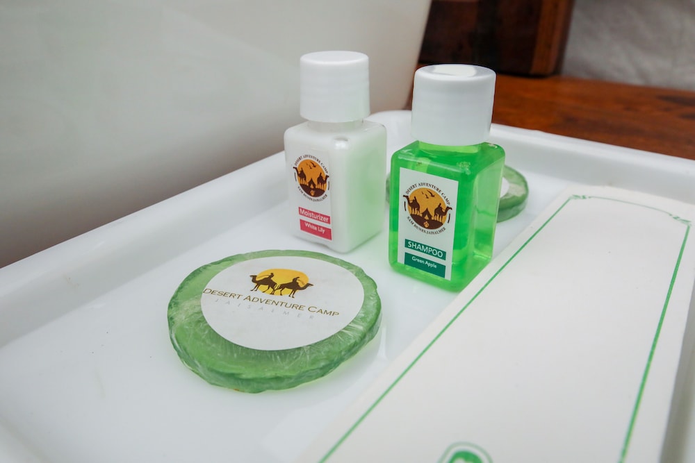 Bathroom amenities