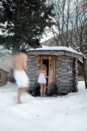 thumbnail: Bar (on property)