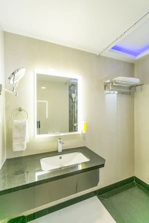 thumbnail: Bathroom