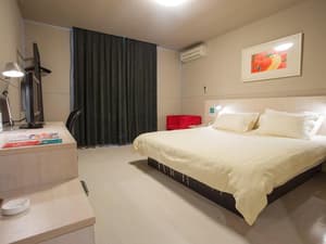 thumbnail: 96d5d1646106a1caf50bdbffccf894ab.jpeg