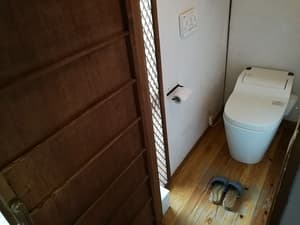 thumbnail: Bathroom