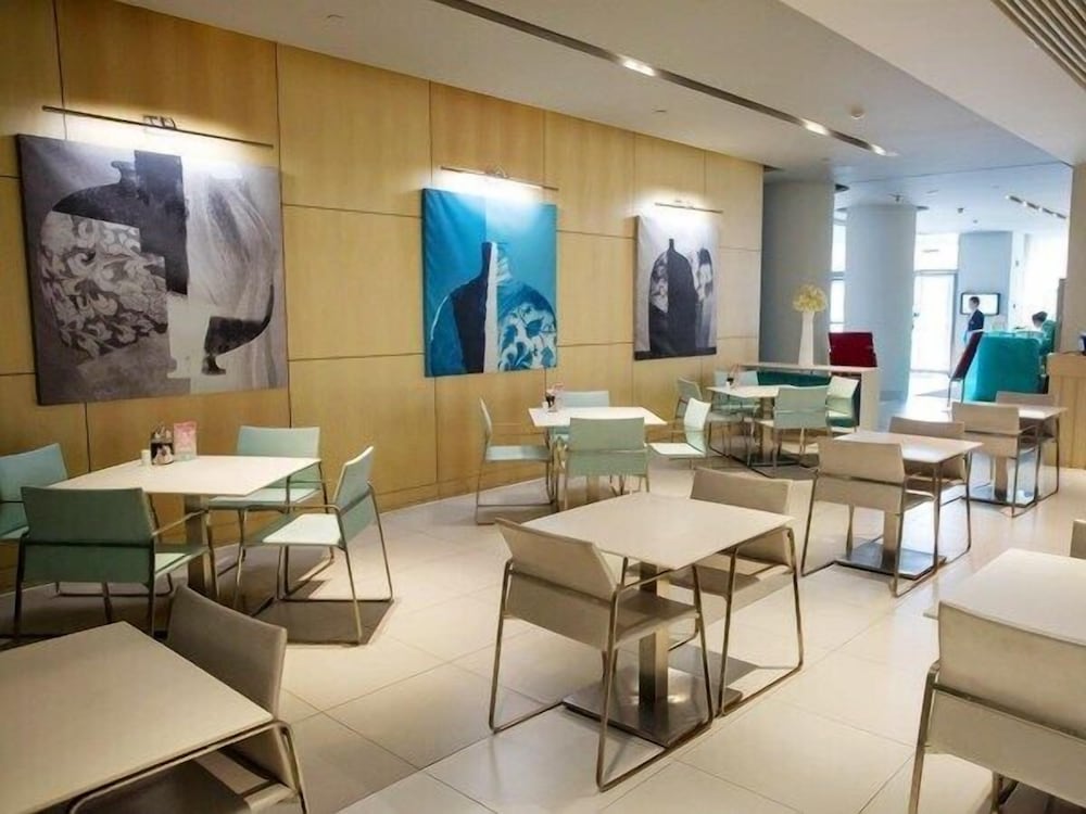 Restaurant-cafeteria