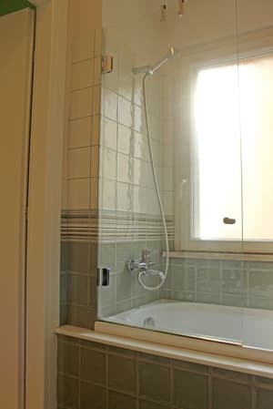 thumbnail: Bathroom shower