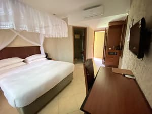 thumbnail: Room