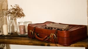 thumbnail: Interior detail