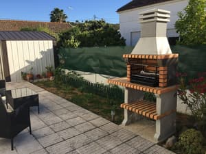 thumbnail: BBQ/picnic area