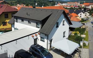 thumbnail: Exterior