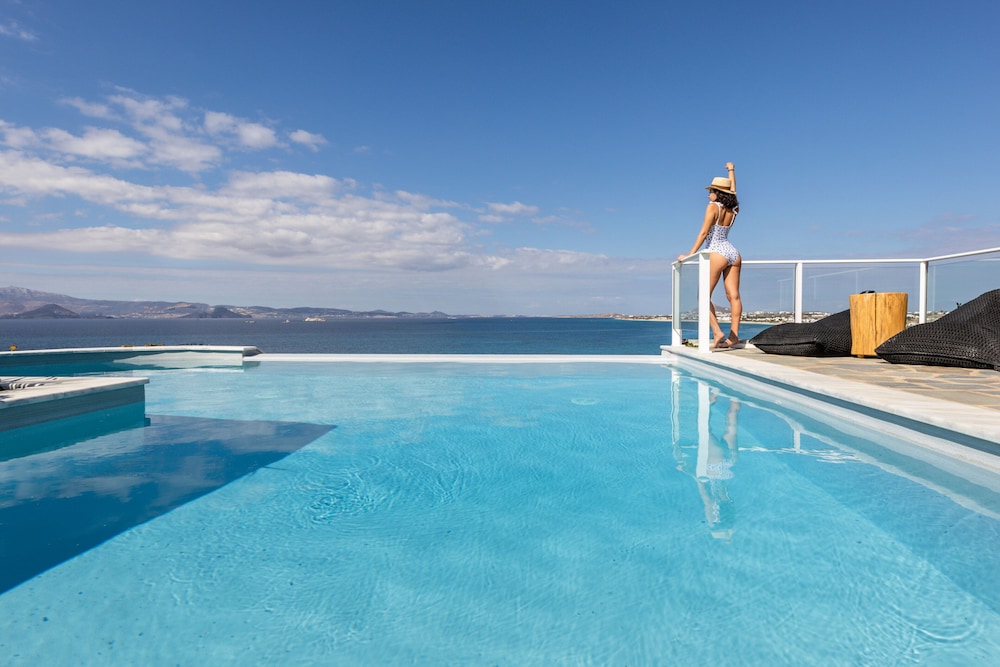 Private pool