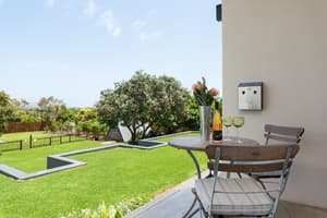 thumbnail: Terrace/patio